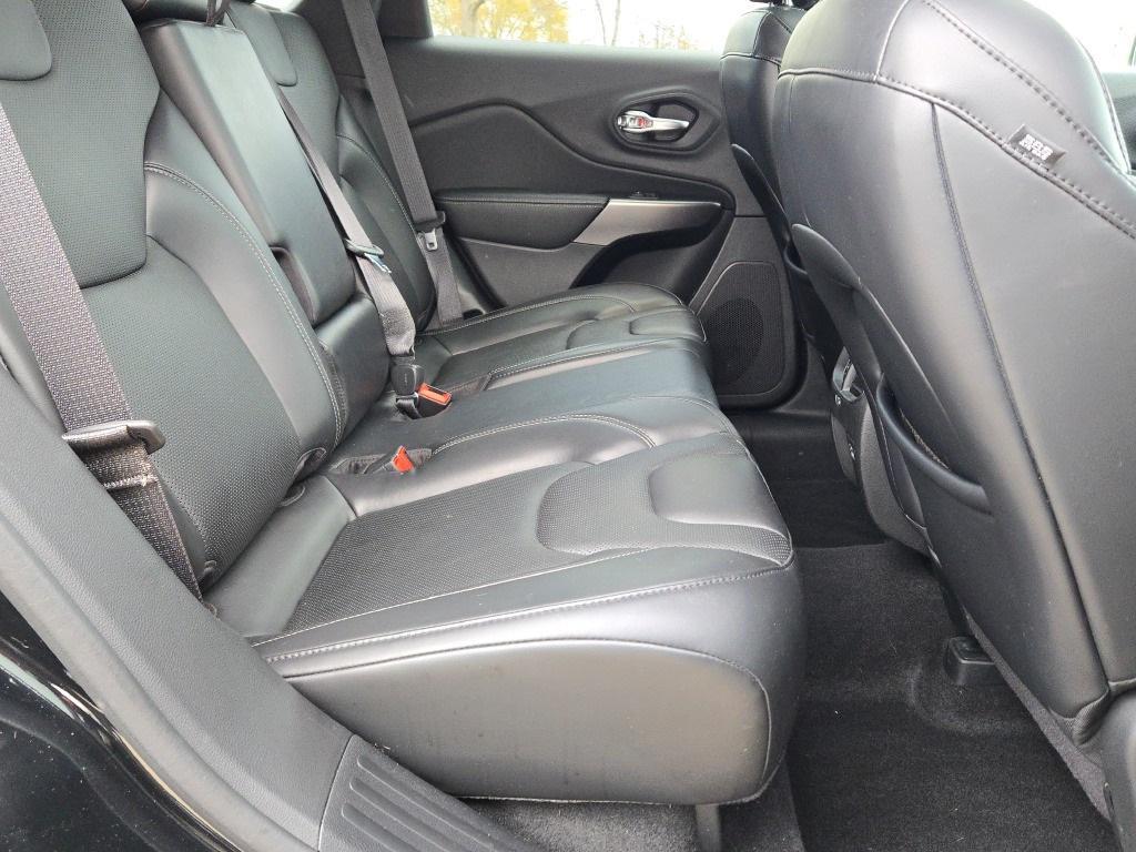 used 2021 Jeep Cherokee car, priced at $22,982