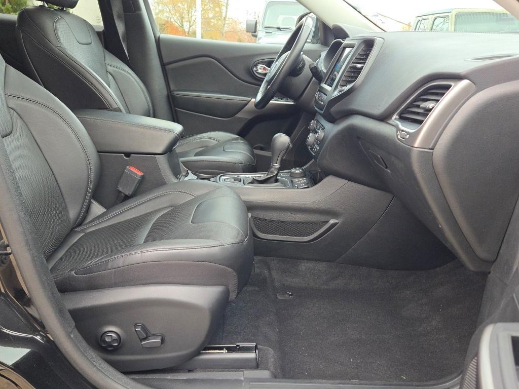 used 2021 Jeep Cherokee car, priced at $22,982