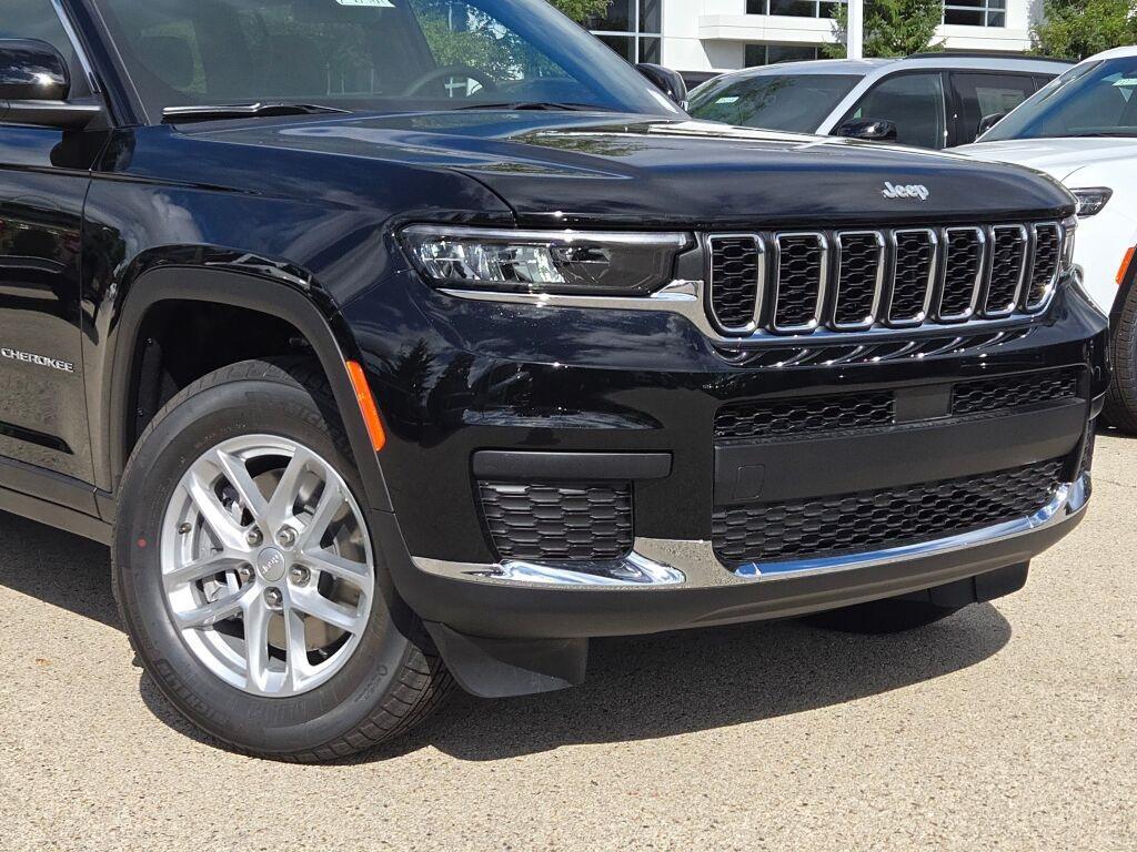 new 2025 Jeep Grand Cherokee L car, priced at $41,045