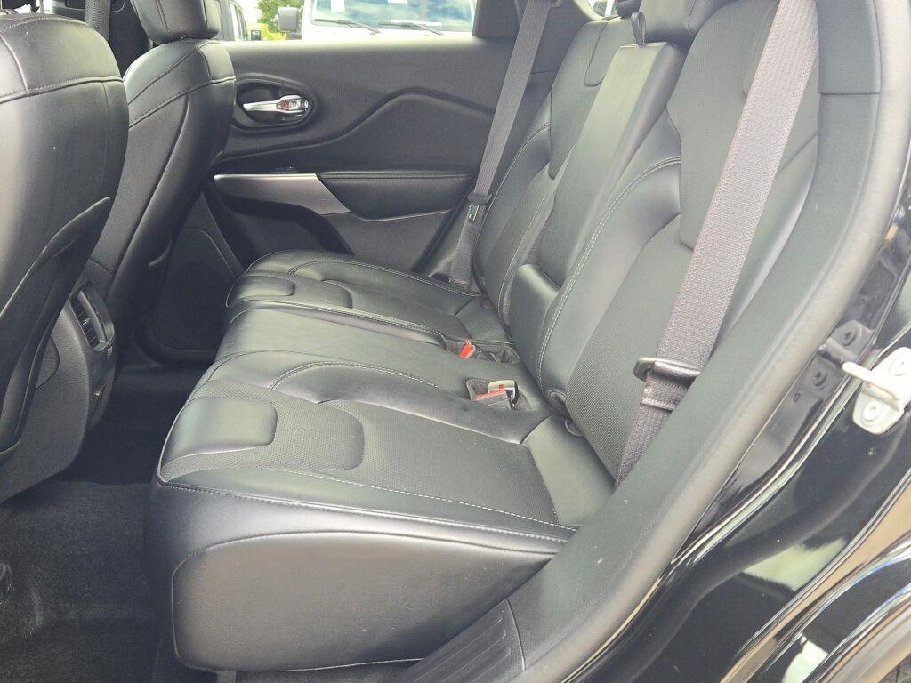 used 2022 Jeep Cherokee car, priced at $24,900