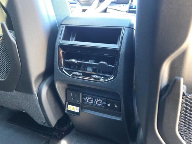 new 2025 Jeep Grand Cherokee car, priced at $45,535