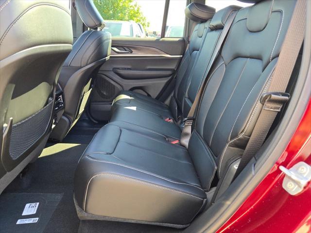 new 2025 Jeep Grand Cherokee car, priced at $45,535