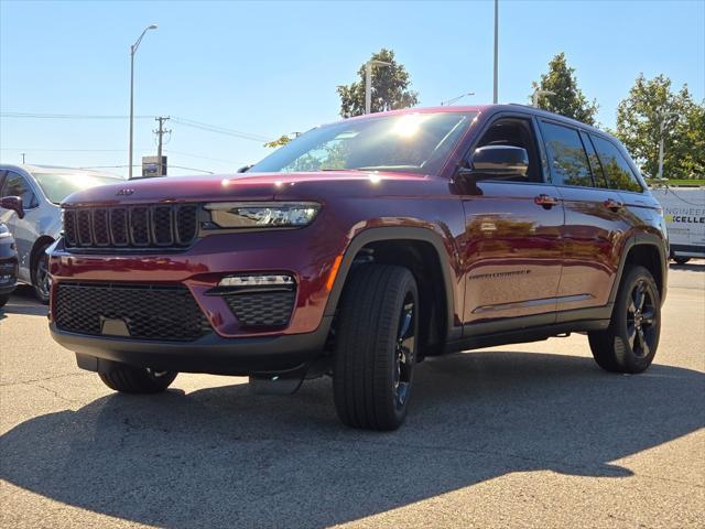 new 2025 Jeep Grand Cherokee car, priced at $45,535