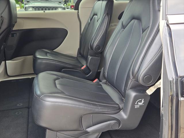 used 2023 Chrysler Pacifica car, priced at $23,800