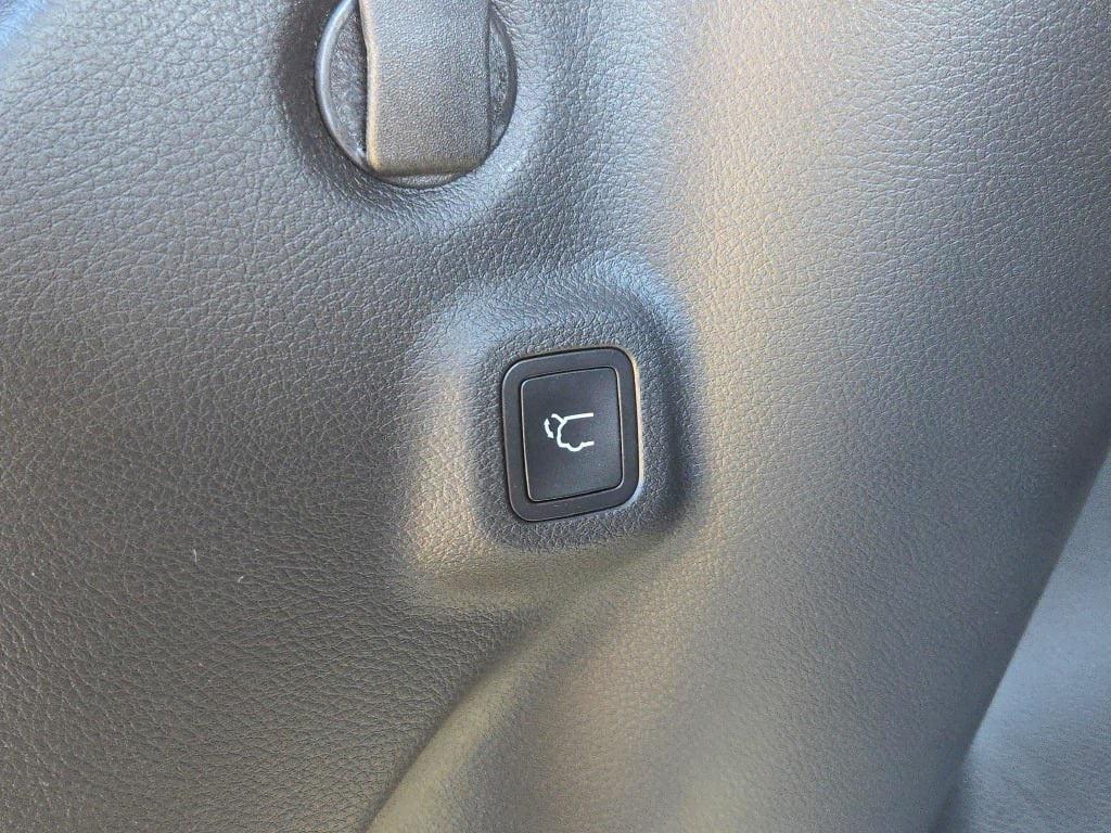 new 2025 Jeep Compass car, priced at $26,435