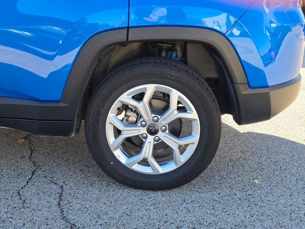 new 2025 Jeep Compass car, priced at $26,435
