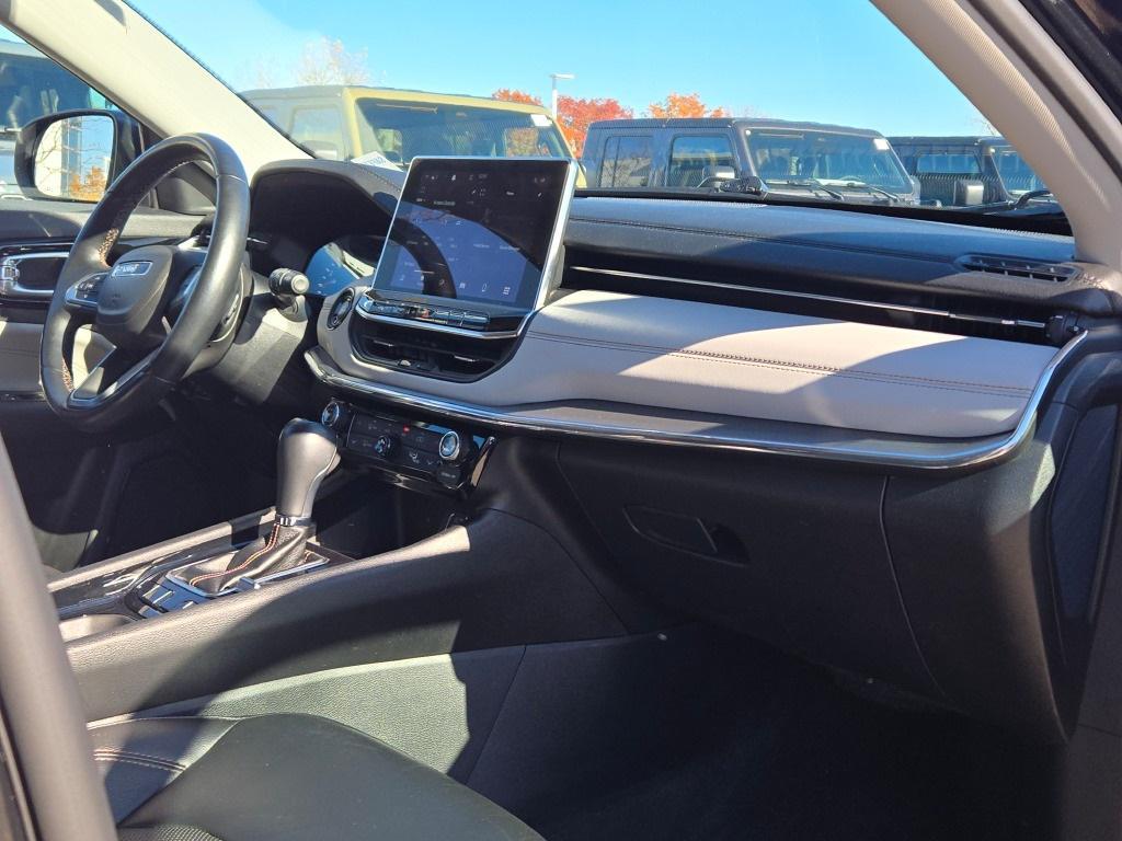 used 2022 Jeep Compass car, priced at $20,919