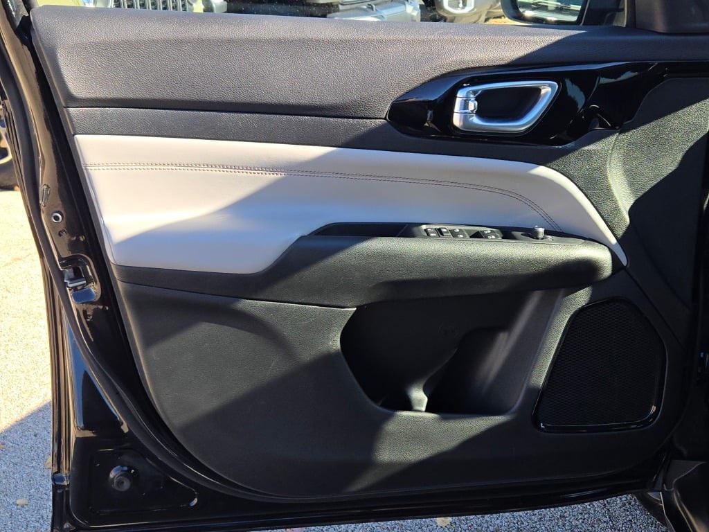 used 2022 Jeep Compass car, priced at $20,919