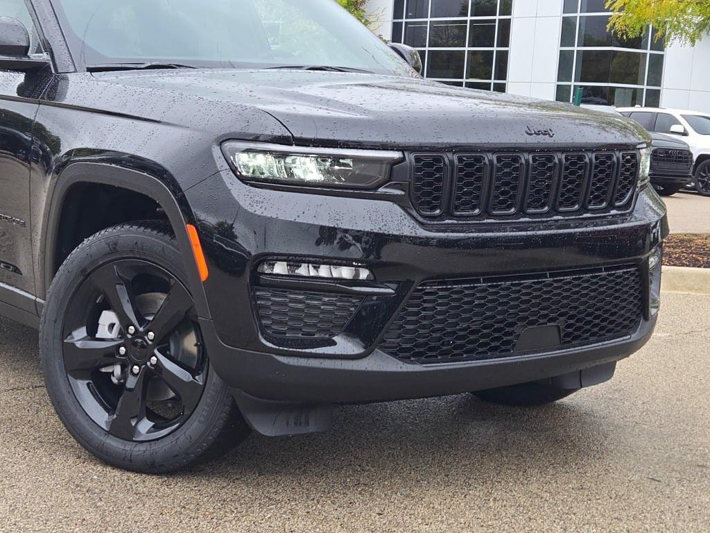 new 2025 Jeep Grand Cherokee car, priced at $46,160