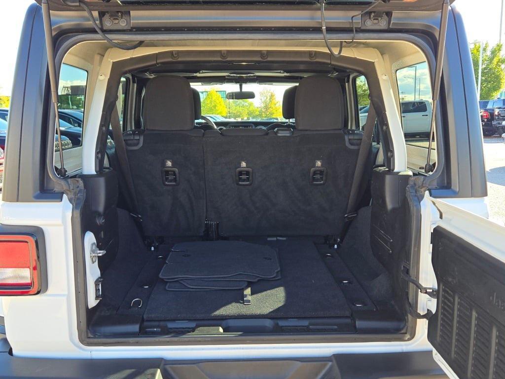 used 2018 Jeep Wrangler Unlimited car, priced at $21,494