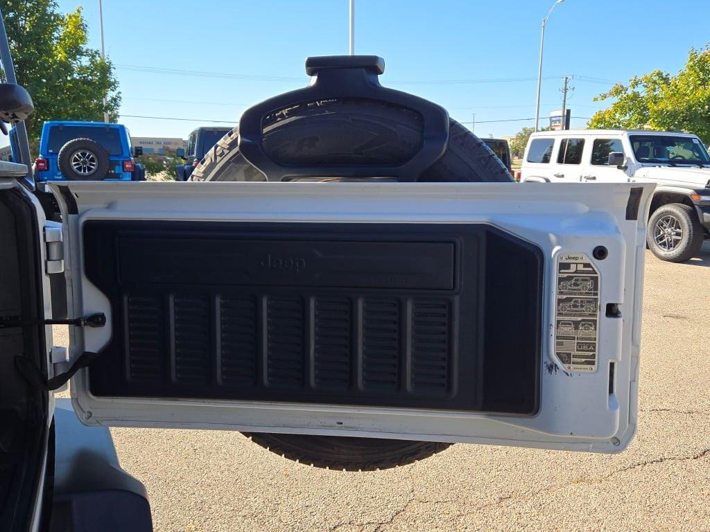 used 2018 Jeep Wrangler Unlimited car, priced at $21,494