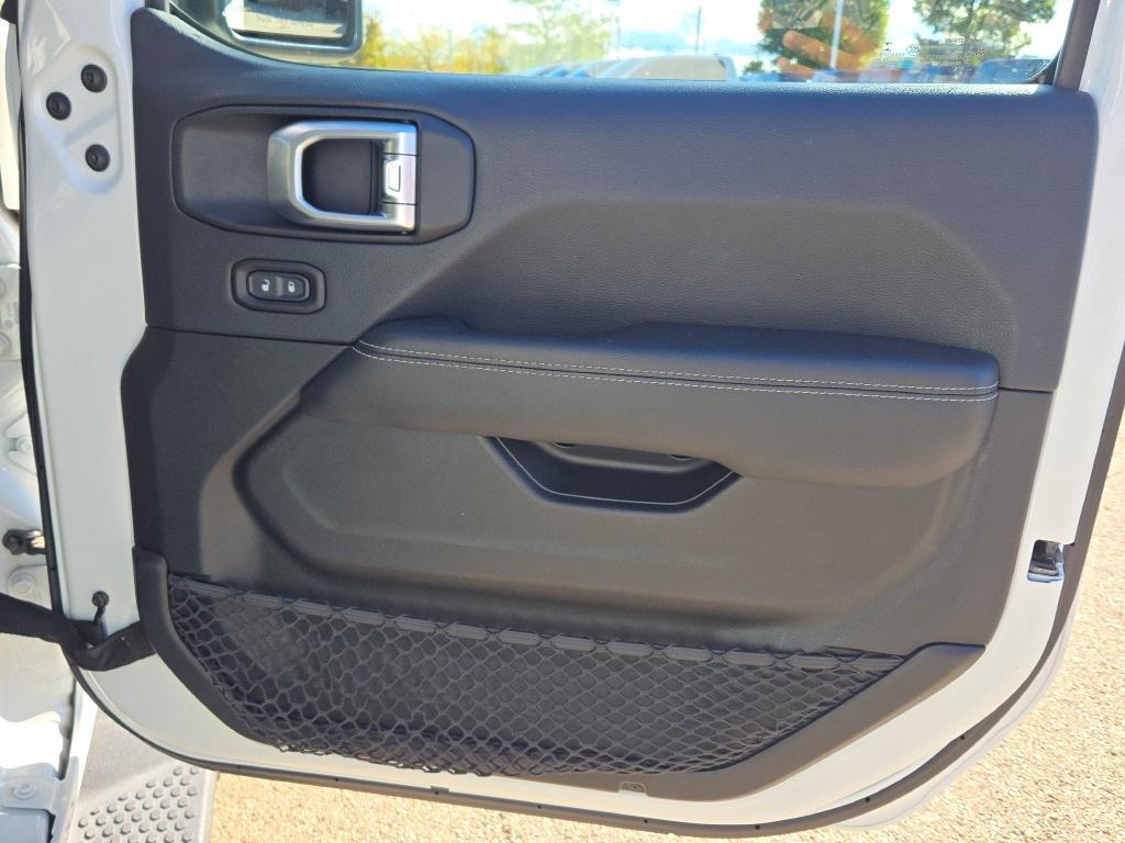 used 2018 Jeep Wrangler Unlimited car, priced at $21,494