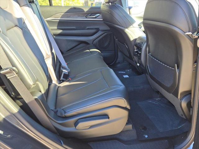 new 2025 Jeep Grand Cherokee L car, priced at $47,557