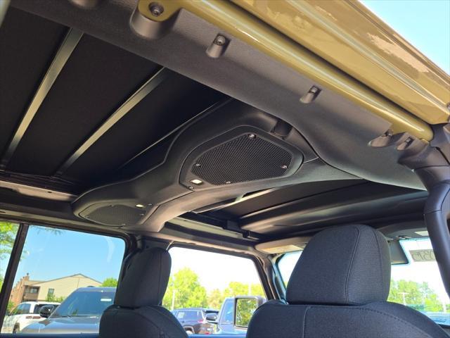 new 2025 Jeep Wrangler car, priced at $48,825