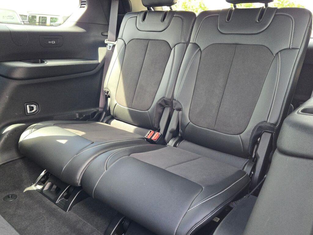 used 2024 Jeep Grand Cherokee L car, priced at $32,899