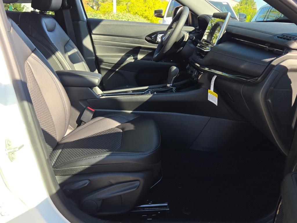 new 2026 Jeep Compass car, priced at $30,096