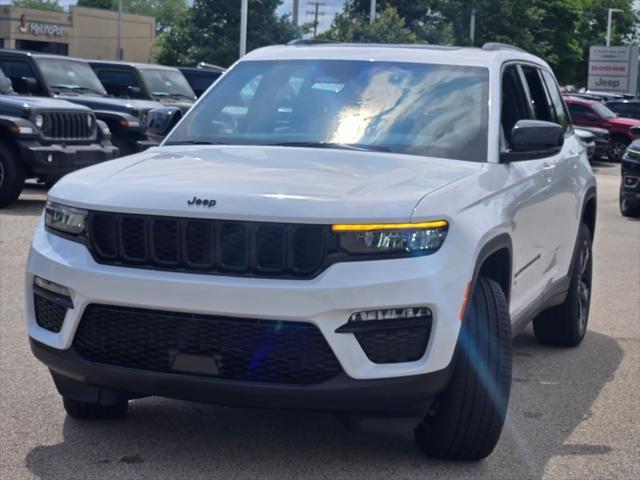 new 2025 Jeep Grand Cherokee car, priced at $48,051