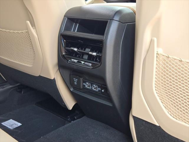 new 2025 Jeep Grand Cherokee car, priced at $41,631