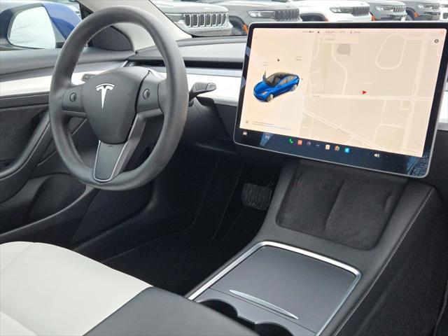 used 2022 Tesla Model 3 car, priced at $31,000