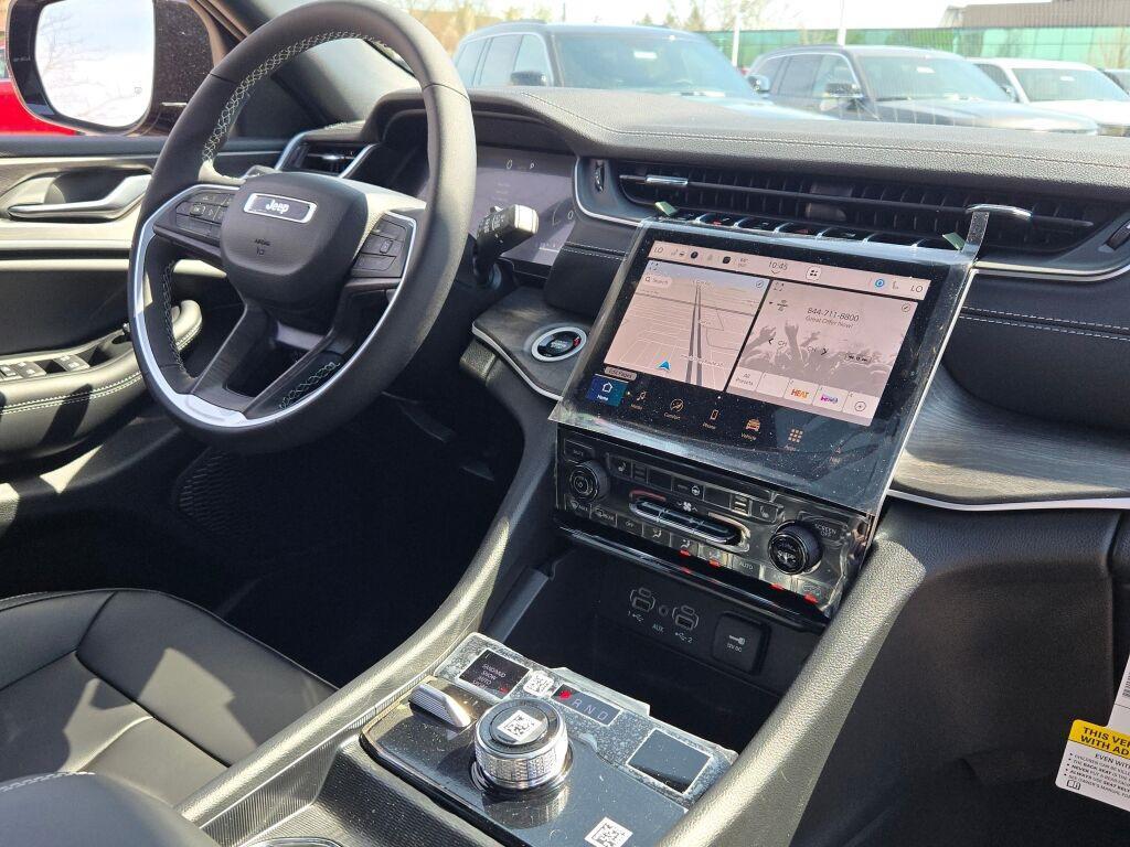 new 2025 Jeep Grand Cherokee car, priced at $48,285