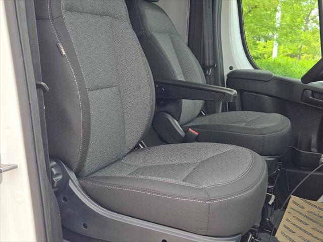 new 2025 Ram ProMaster 2500 car, priced at $43,587
