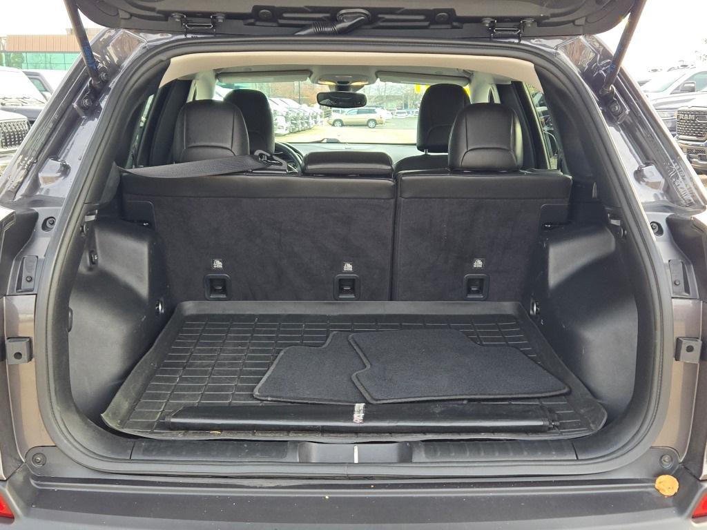 used 2021 Jeep Cherokee car, priced at $21,842