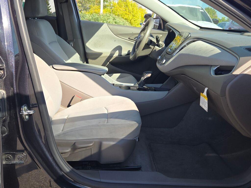 used 2022 Chevrolet Malibu car, priced at $17,724