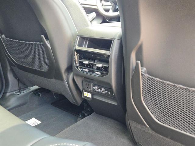 new 2025 Jeep Grand Cherokee car, priced at $44,121