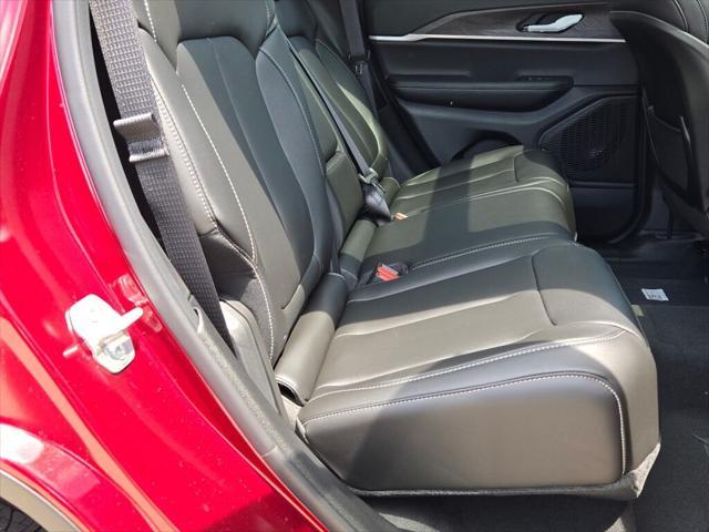 new 2025 Jeep Grand Cherokee car, priced at $44,121