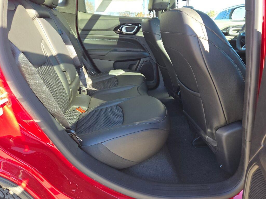 new 2025 Jeep Compass car, priced at $31,305