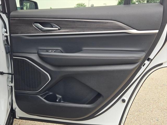 used 2022 Jeep Grand Cherokee L car, priced at $33,800