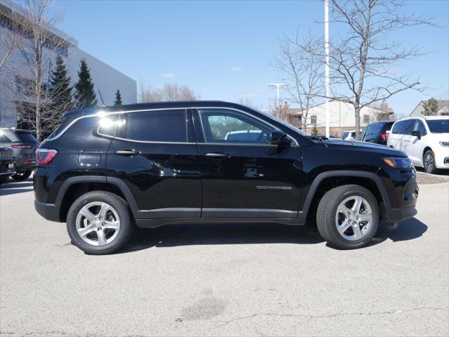 new 2024 Jeep Compass car, priced at $25,590