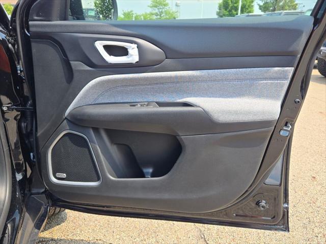 new 2025 Jeep Compass car, priced at $32,913