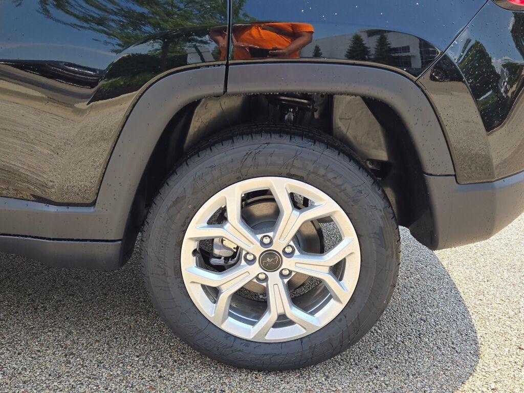 new 2025 Jeep Compass car, priced at $32,710