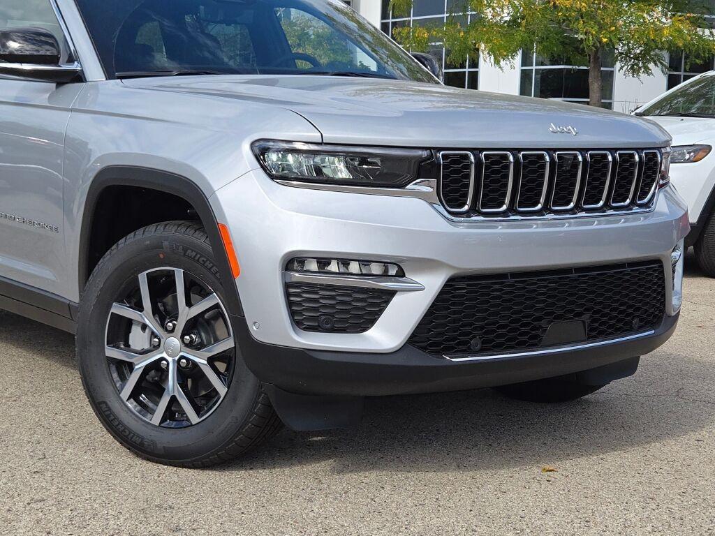 new 2025 Jeep Grand Cherokee car, priced at $46,360
