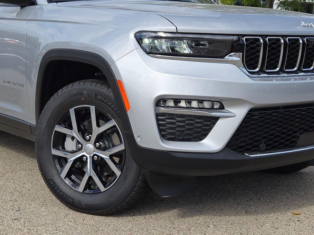 new 2025 Jeep Grand Cherokee car, priced at $46,360