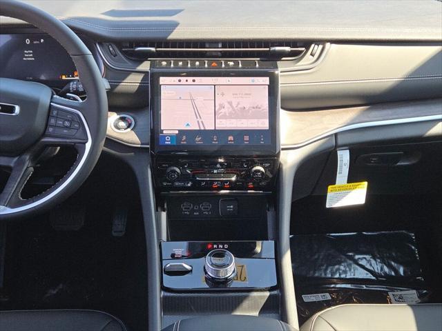 new 2025 Jeep Grand Cherokee car, priced at $46,076