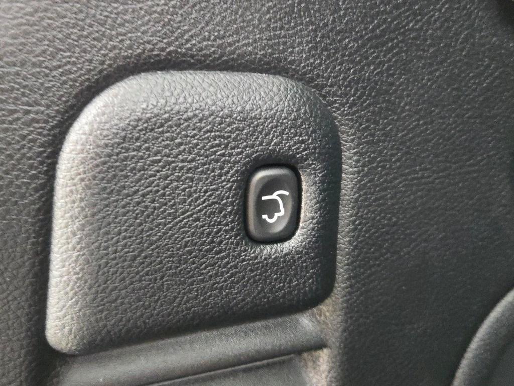 used 2022 Jeep Grand Cherokee car, priced at $24,888