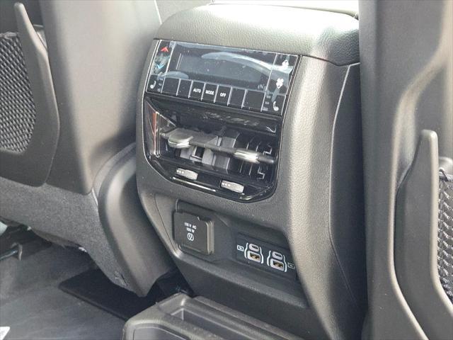 new 2025 Jeep Grand Cherokee L car, priced at $55,862
