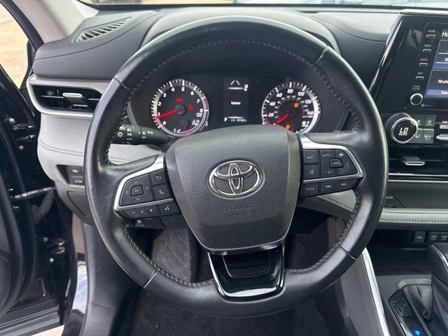 used 2021 Toyota Highlander car, priced at $31,584