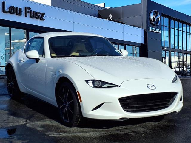 new 2024 Mazda MX-5 Miata RF car, priced at $39,380