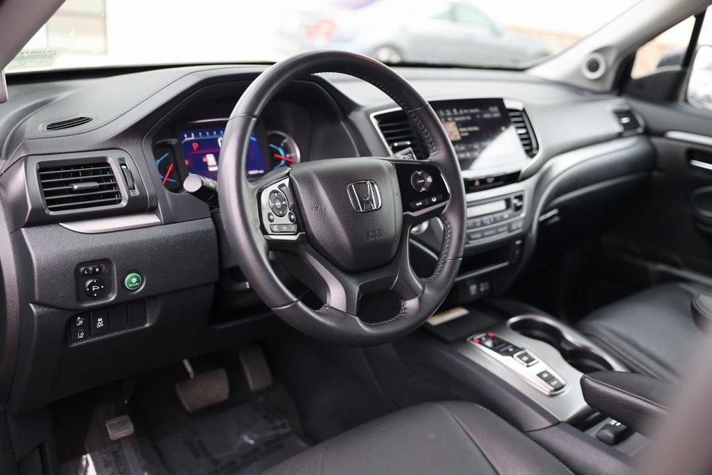 used 2022 Honda Pilot car, priced at $32,997