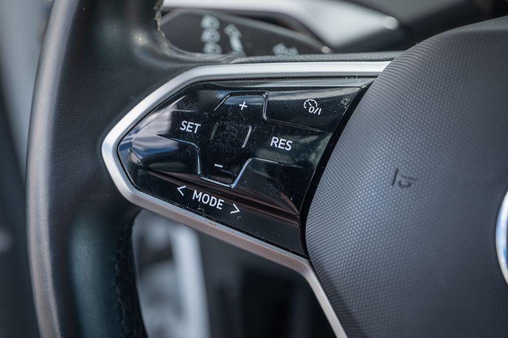 used 2022 Volkswagen ID.4 car, priced at $21,000