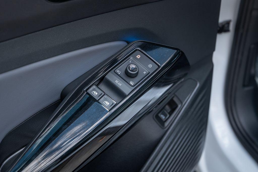 used 2022 Volkswagen ID.4 car, priced at $21,000