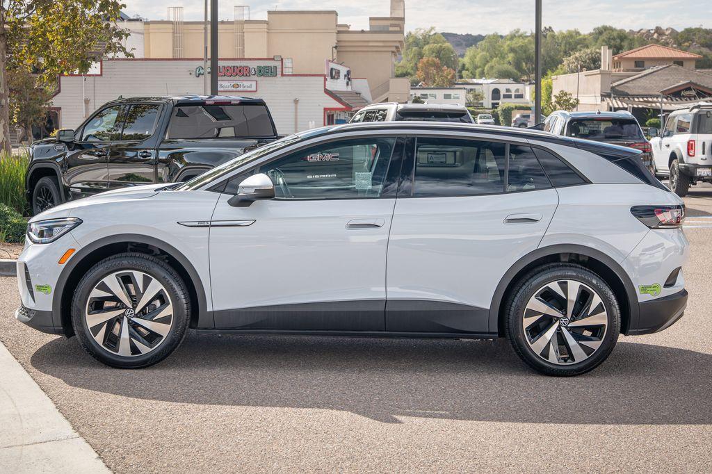 used 2022 Volkswagen ID.4 car, priced at $21,000