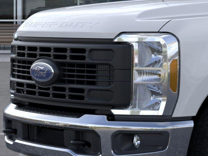 new 2024 Ford F-350 car, priced at $61,010