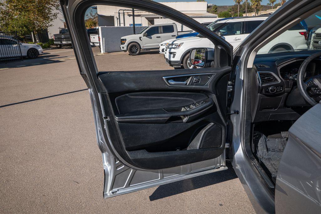 used 2024 Ford Edge car, priced at $24,500