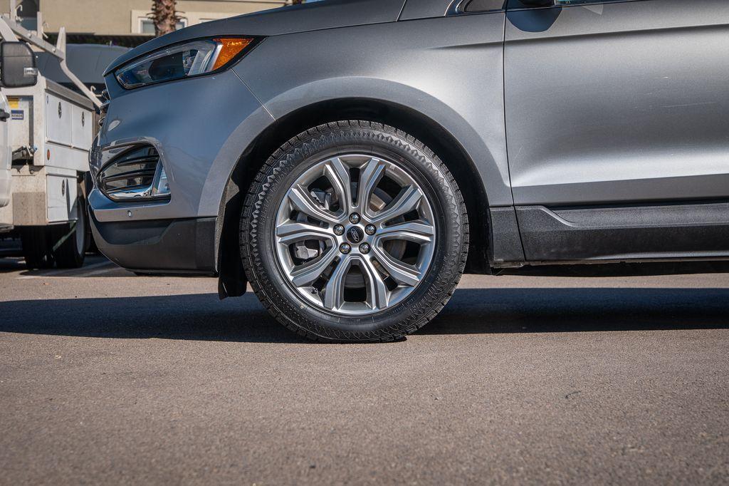 used 2024 Ford Edge car, priced at $24,500