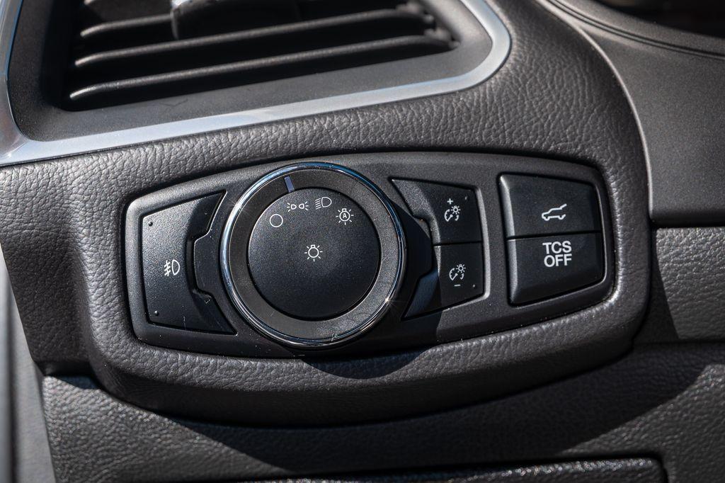 used 2024 Ford Edge car, priced at $24,500