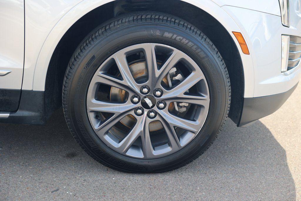 used 2019 Cadillac XT5 car, priced at $19,077